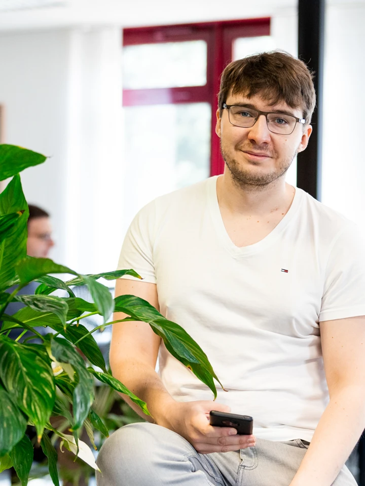 METANOUS 29 MAART 2022 LR 44